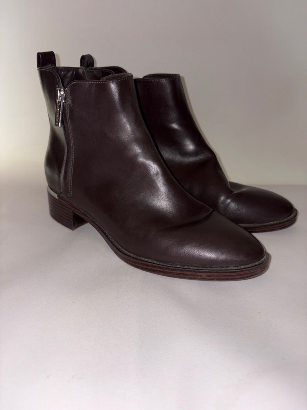 Calvin Klein Women's Deniece 2 Faux Leather Ankle Boots Size 9